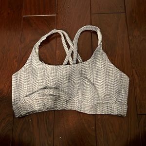 Lululemon energy bra size 10